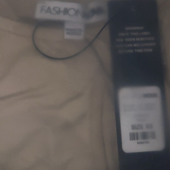 Women’s Stand Out Short Sleeve Crewneck Thong Bodysuit | Color: Taupe | NEW/NWT! - Picture 9 of 9